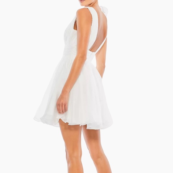 Mac Duggal Ruffle Shoulder Minidress - Picture 3 of 11